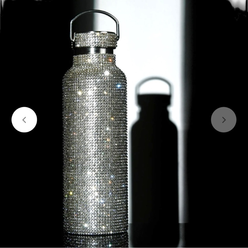 NEW‎ 25 oz Tomo Crystal Rhinestone Silver Sky water bottle